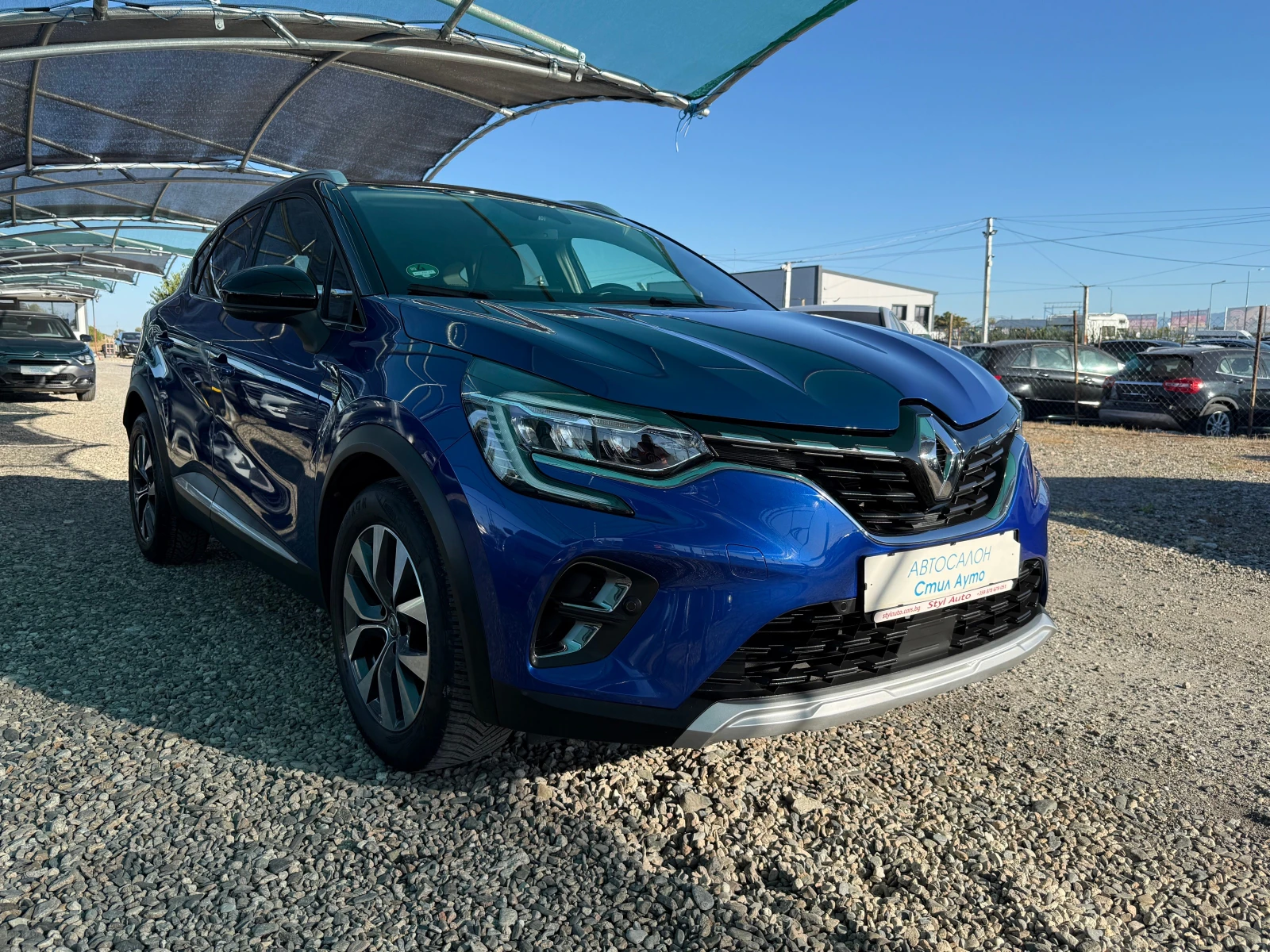 Renault Captur Mhybrid, снимка 2 - Автомобили и джипове - 56362160