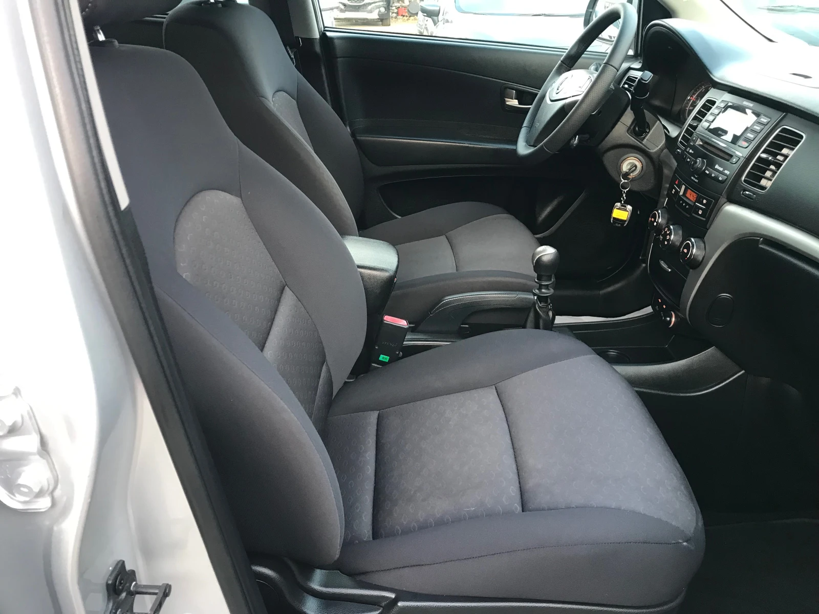 SsangYong Korando 2.0d-175kc.-4x4-6ck., снимка 10 - Автомобили и джипове - 56641180