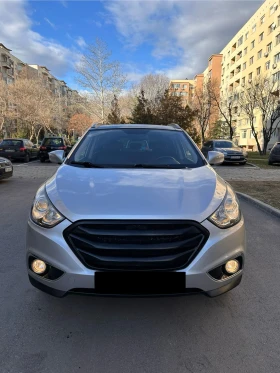 Hyundai IX35 2.0 Панорама/KeylessGO/Камера/2WD/Суббуфер, снимка 6