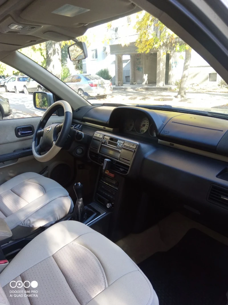 Nissan X-trail T30, снимка 8 - Автомобили и джипове - 47679915