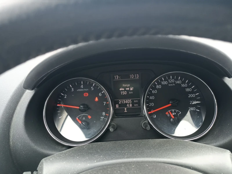 Nissan Qashqai 2.0i 4x4 7 местен, снимка 7 - Автомобили и джипове - 52412459