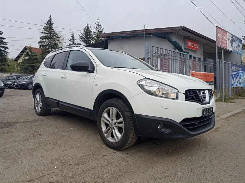 Nissan Qashqai 2.0i 4x4 7 местен, снимка 2 - Автомобили и джипове - 52412459