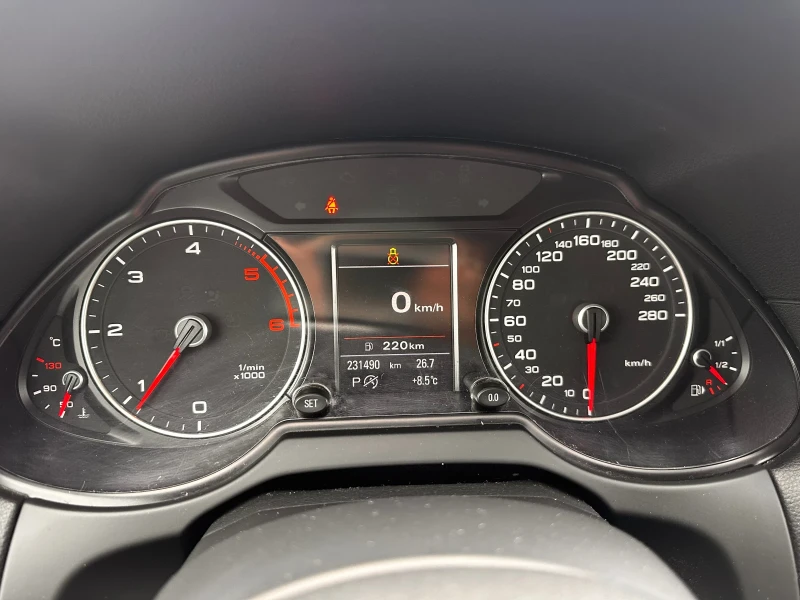 Audi Q5 2.0TDI 190ks, снимка 9 - Автомобили и джипове - 53373630