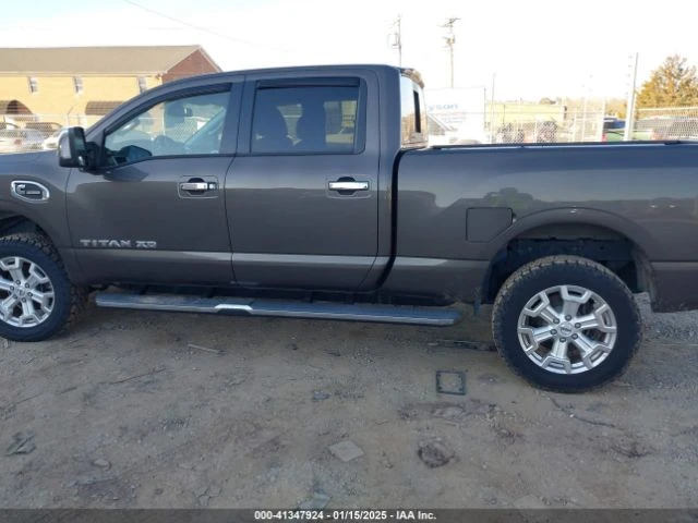 Nissan Titan crew cab SL, снимка 13 - Автомобили и джипове - 49191552