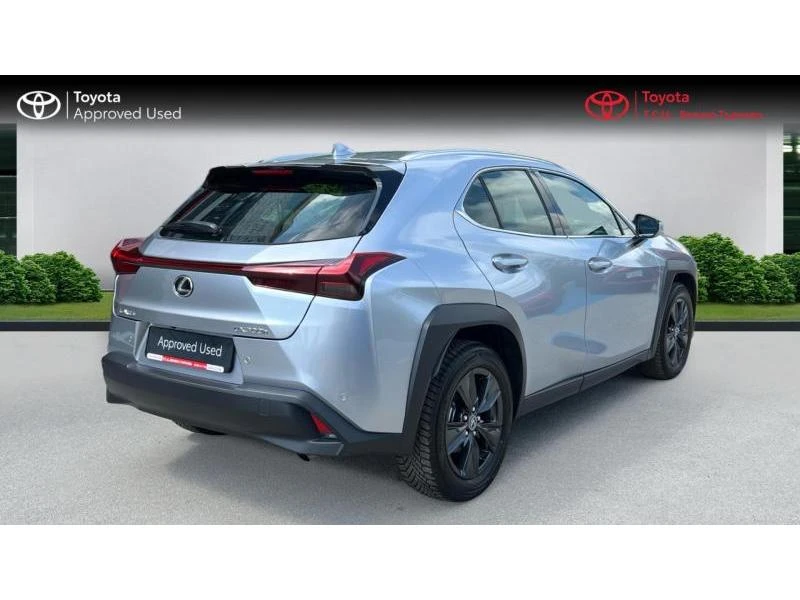 Lexus UX 300H Executive, снимка 5 - Автомобили и джипове - 54791293