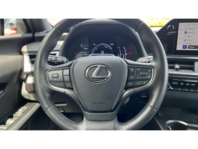 Lexus UX 300H Executive, снимка 13 - Автомобили и джипове - 54791293