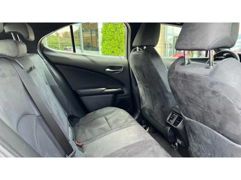 Lexus UX 300H Executive, снимка 16 - Автомобили и джипове - 54791293