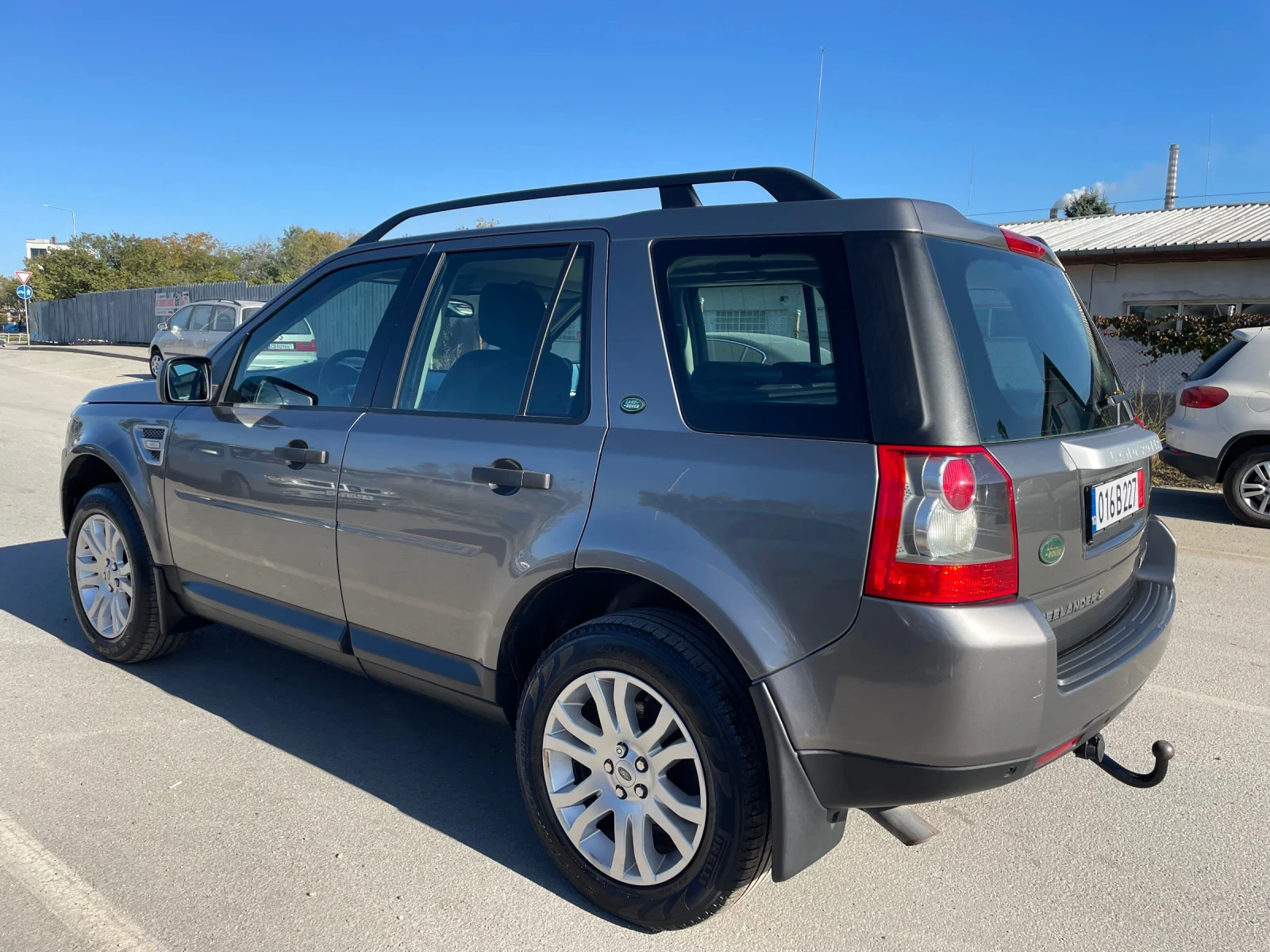 Land Rover Freelander HSE 2.2TD4, 6 СКОРОСТИ, КОЖА, НАВИГАЦИЯ, ТЕГЛИЧ - изображение 6