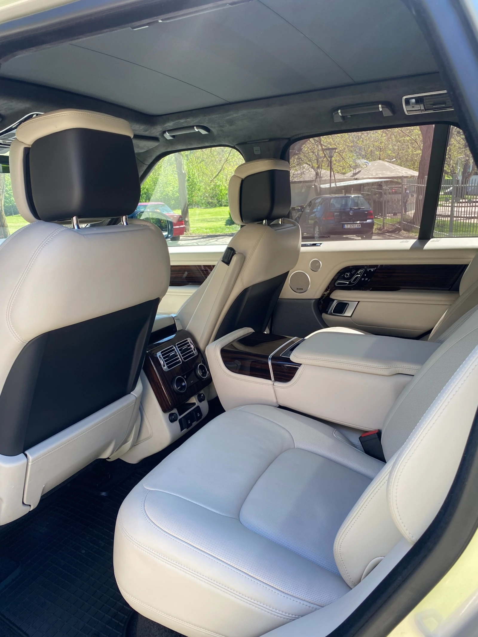 Land Rover Range rover AUTOBIOGRAOHY - изображение 8