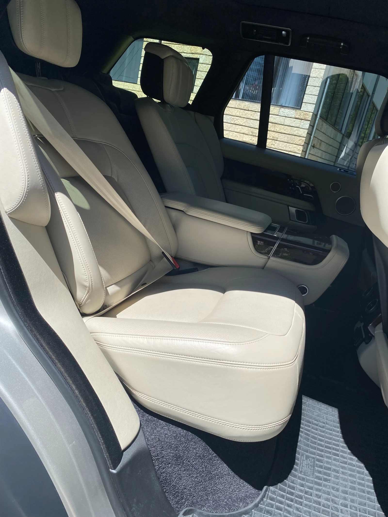 Land Rover Range rover AUTOBIOGRAOHY - изображение 10