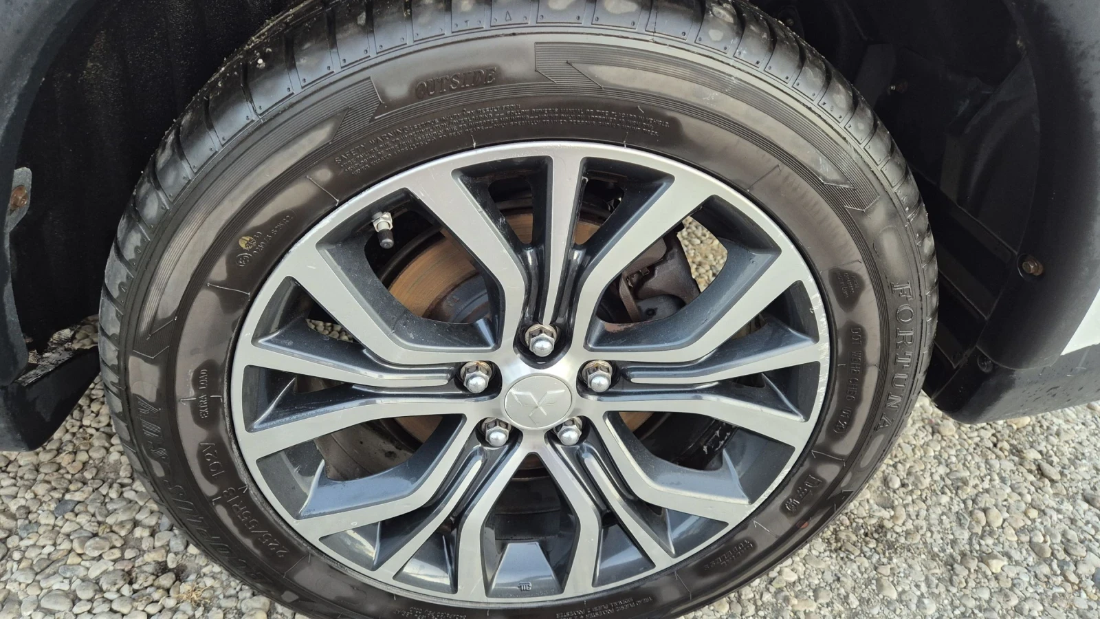 Mitsubishi Outlander 2.2 DID 4Х4 НАВИ КАМЕРА ЛЕД АВТОМАТ ЛИЗИНГ  - изображение 2