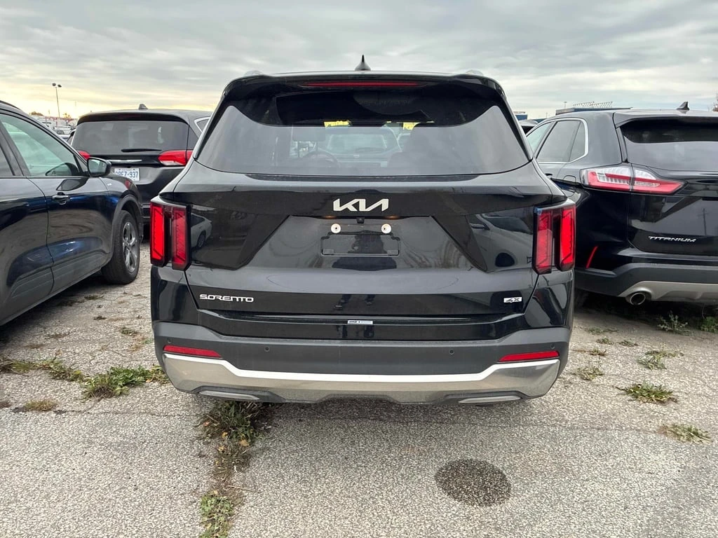 Kia Sorento AWD  CARFAX | Mobile.bg   4