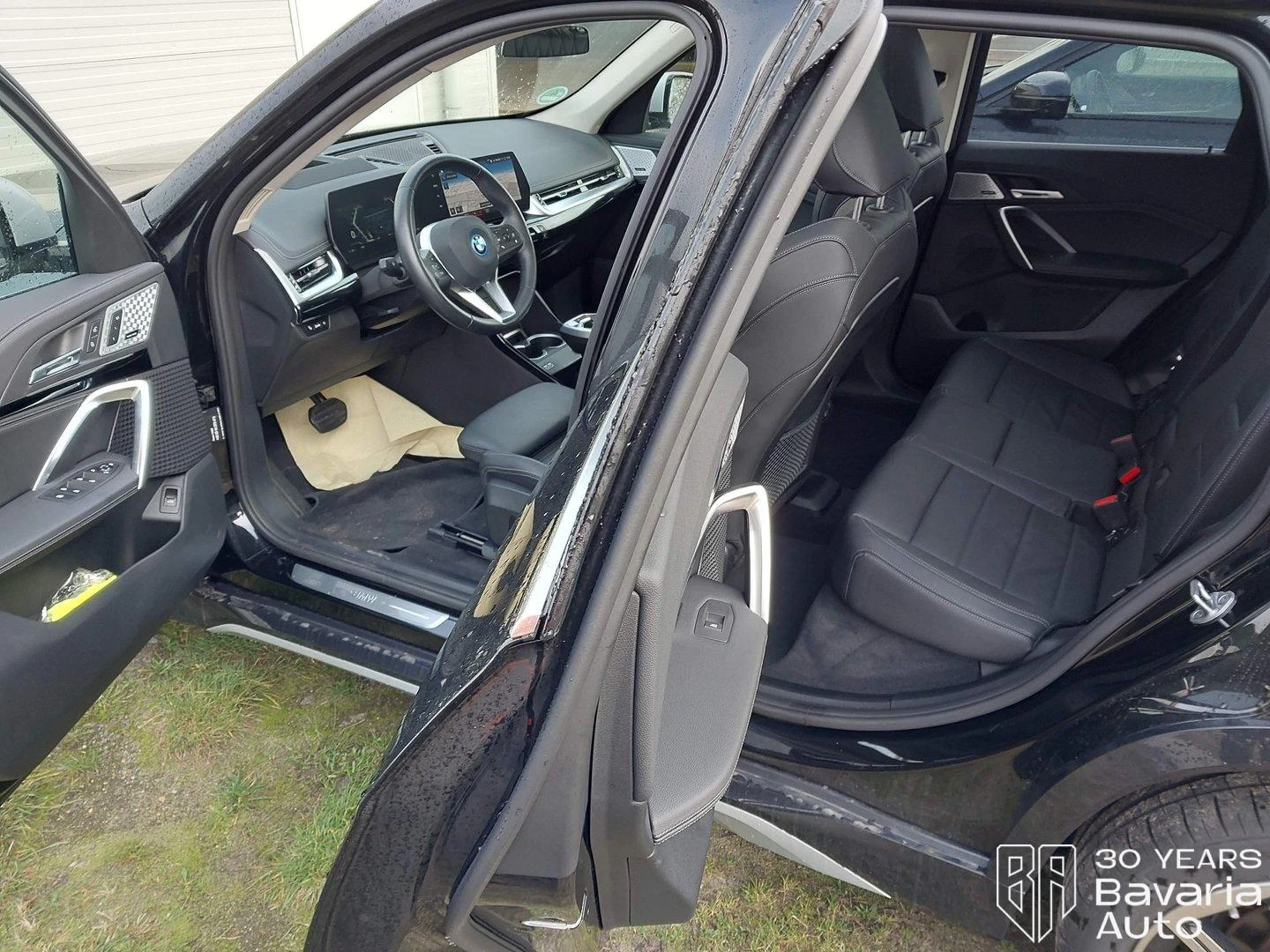 BMW iX1 30 xDrive  - изображение 5
