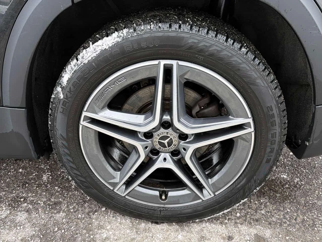 Mercedes-Benz GLB 250 4MATIC SUV /360/DISTRONIC/ГУМИ, снимка 14 - Автомобили и джипове - 53953952