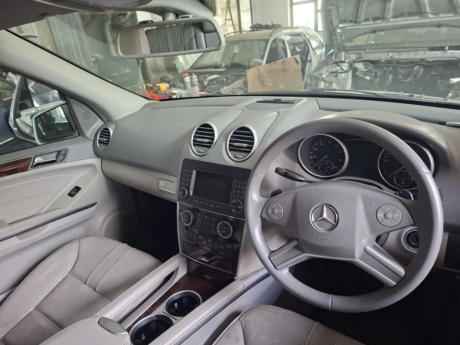 Mercedes-Benz ML 300 заЧАСТИ, снимка 3 - Автомобили и джипове - 53980940
