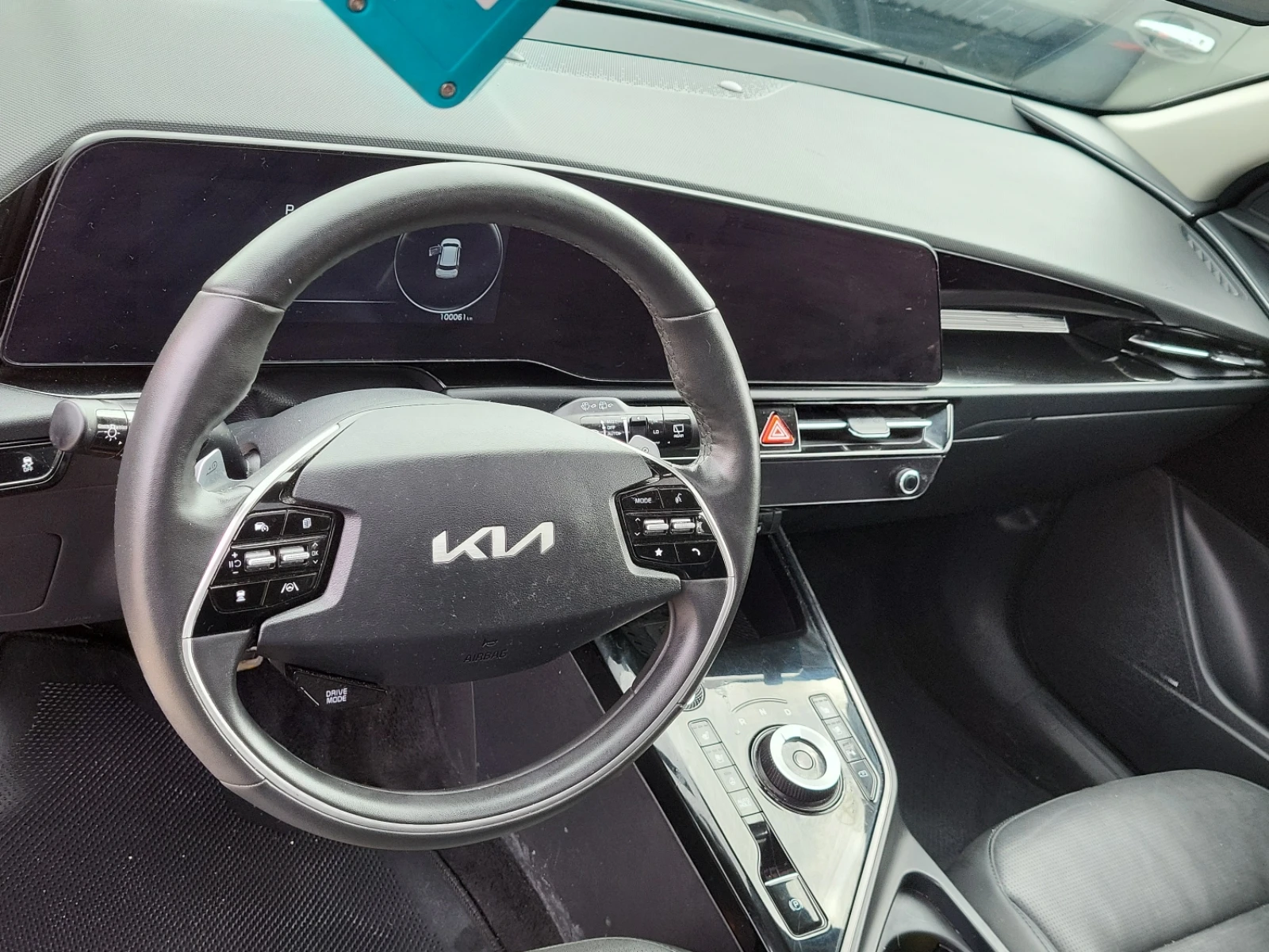 Kia Niro Ev Limited-4d * Back cam* Шибидах* Подгрев* Обдухв, снимка 9 - Автомобили и джипове - 54218083