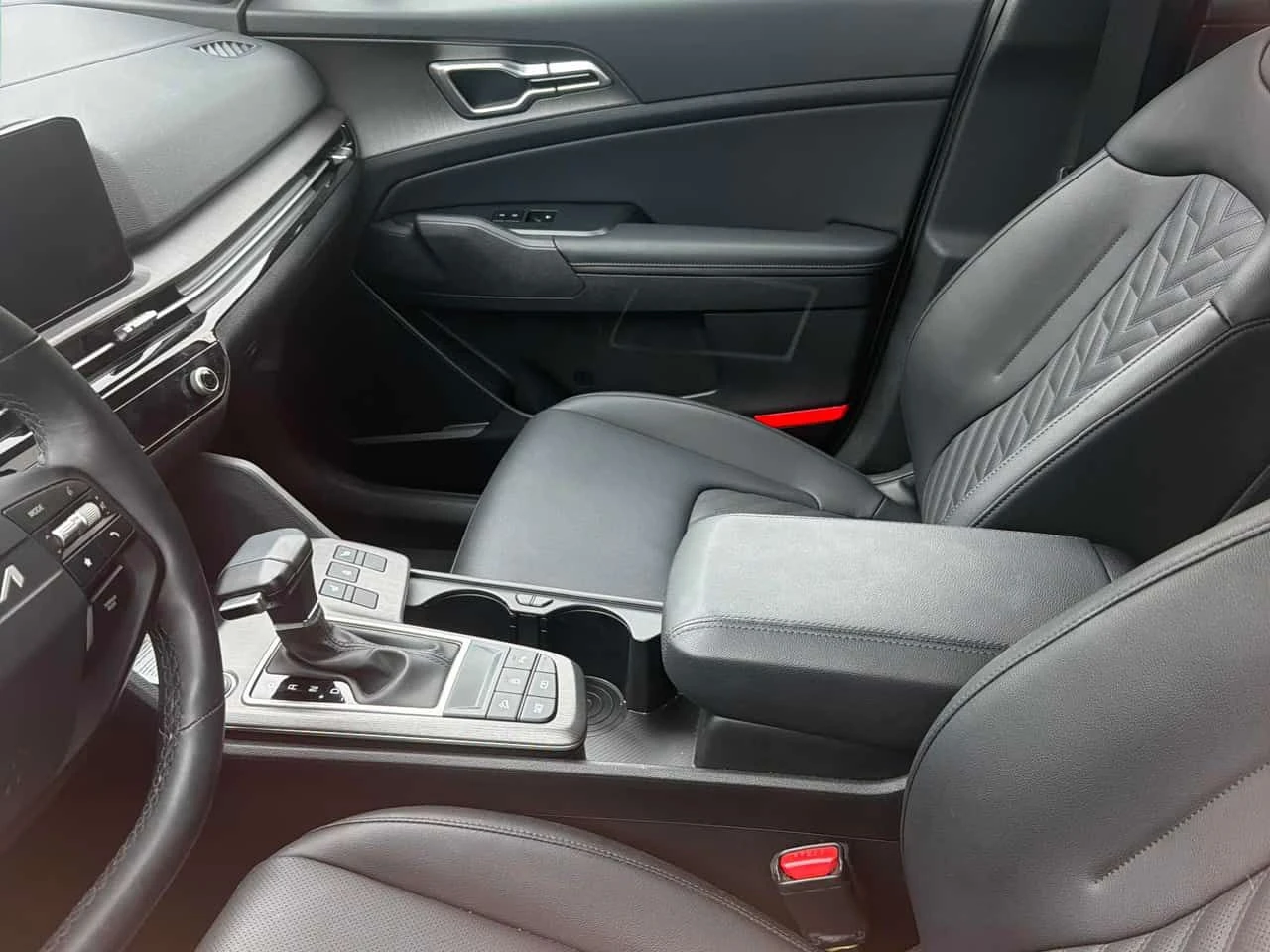 Kia Sportage X Line AWD | CARFAX | АВТОКРЕДИТ БЕЗ ПЪРВОНАЧАЛНА , снимка 9 - Автомобили и джипове - 55631028