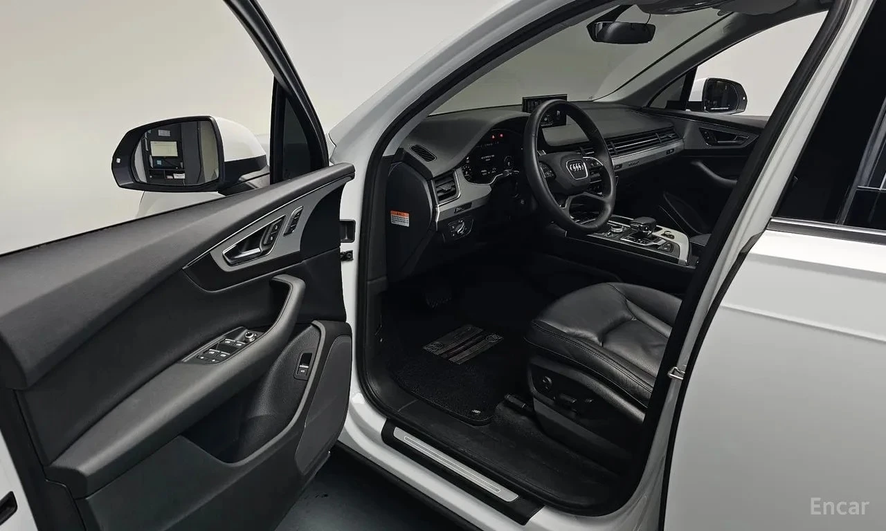 Audi Q7 * 45 TFSI Quattro * , снимка 10 - Автомобили и джипове - 56725983