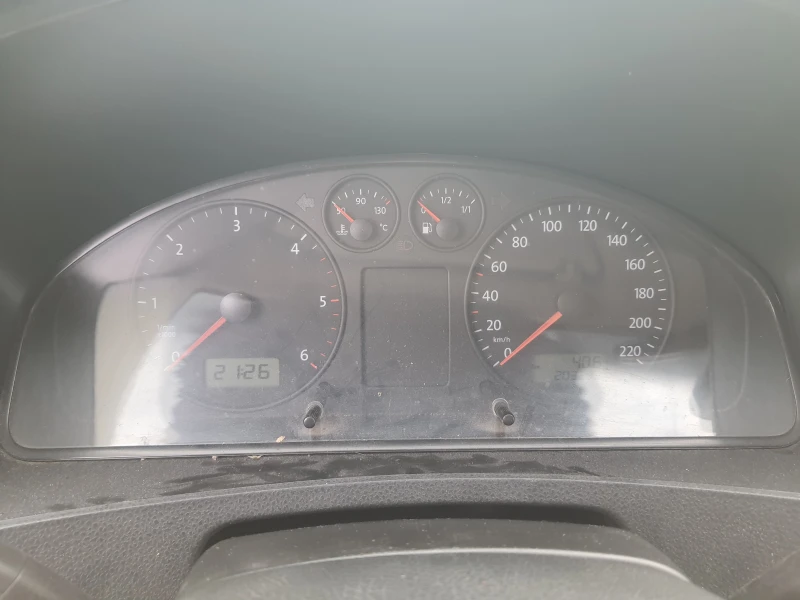 VW Transporter 1.9tdi 6местен, снимка 12 - Бусове и автобуси - 53450805