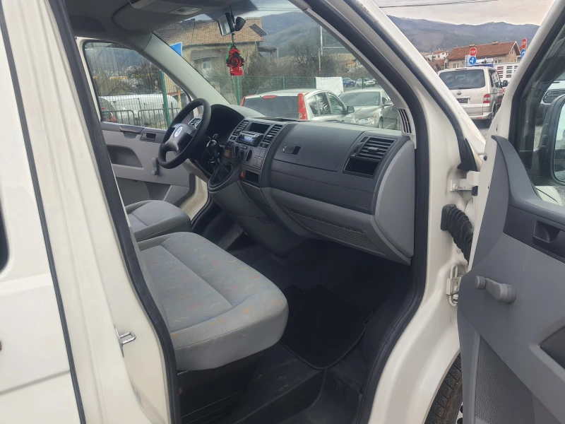 VW Transporter 1.9tdi 6местен, снимка 9 - Бусове и автобуси - 53450805