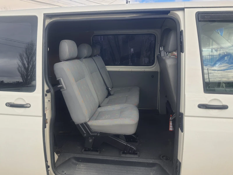 VW Transporter 1.9tdi 6местен, снимка 10 - Бусове и автобуси - 53450805