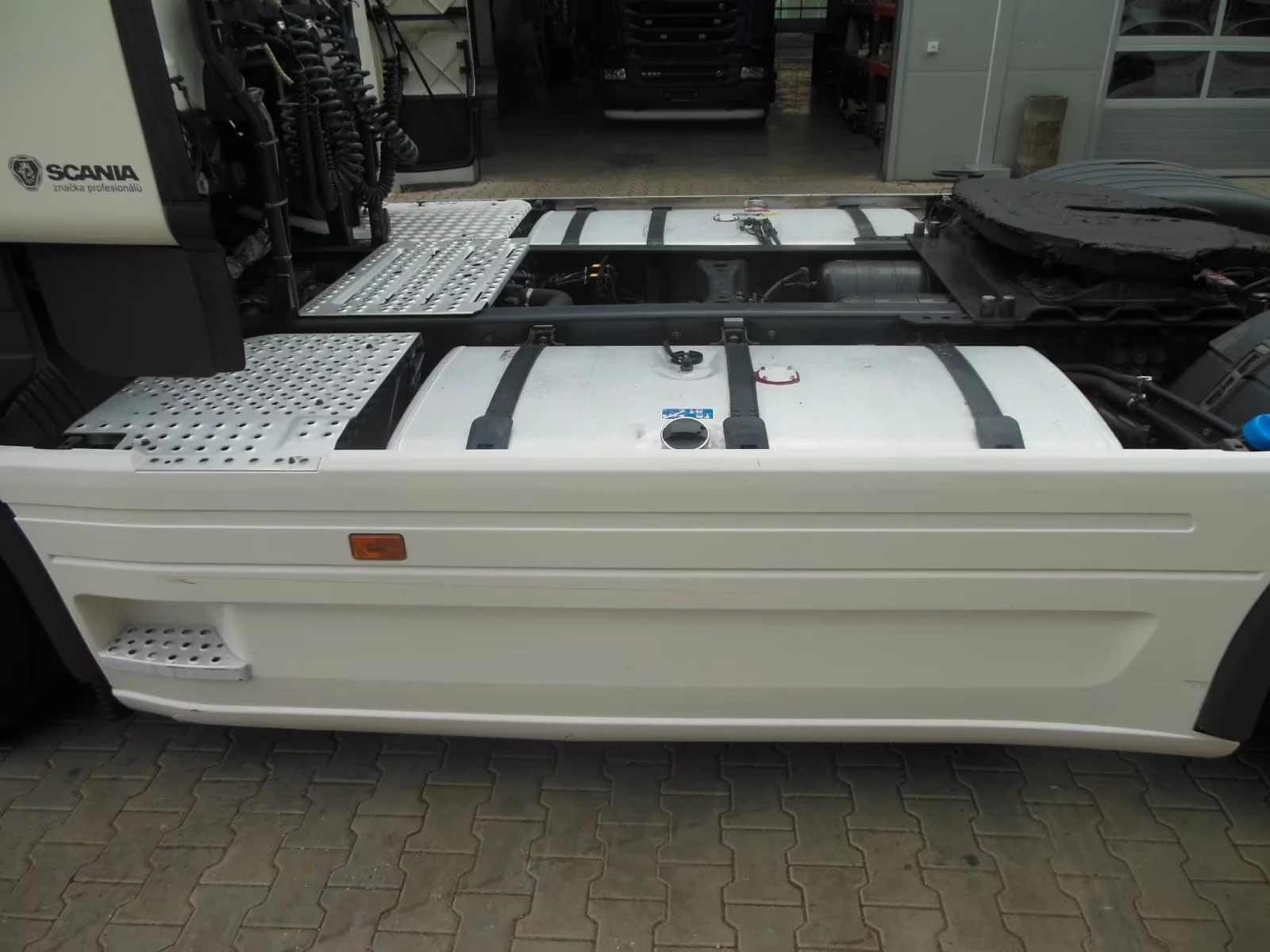 Scania R 450 БЕЗ ЕГР* РЕТАРДЕР* СТАЦ.КЛИМАТИК* ТАХО ГЕН 2, снимка 5 - Камиони - 54896960