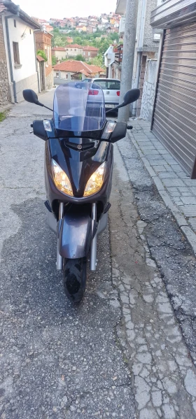     Yamaha X-max