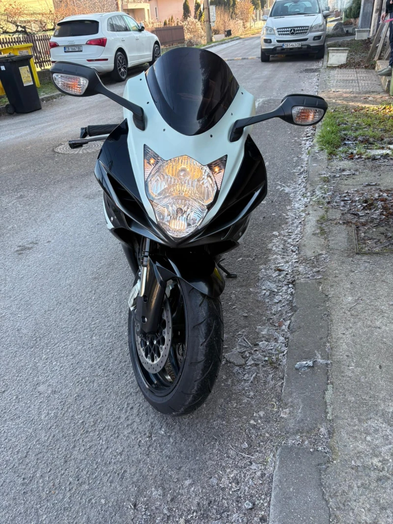 Suzuki Gsxr 600, снимка 2 - Мотоциклети и мототехника - 52857912