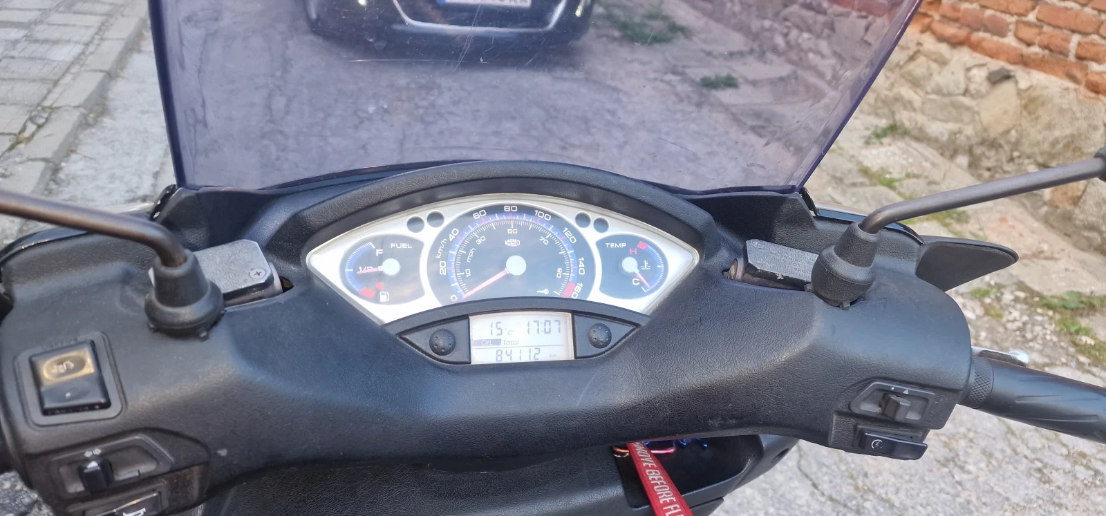 Yamaha X-max  - изображение 5