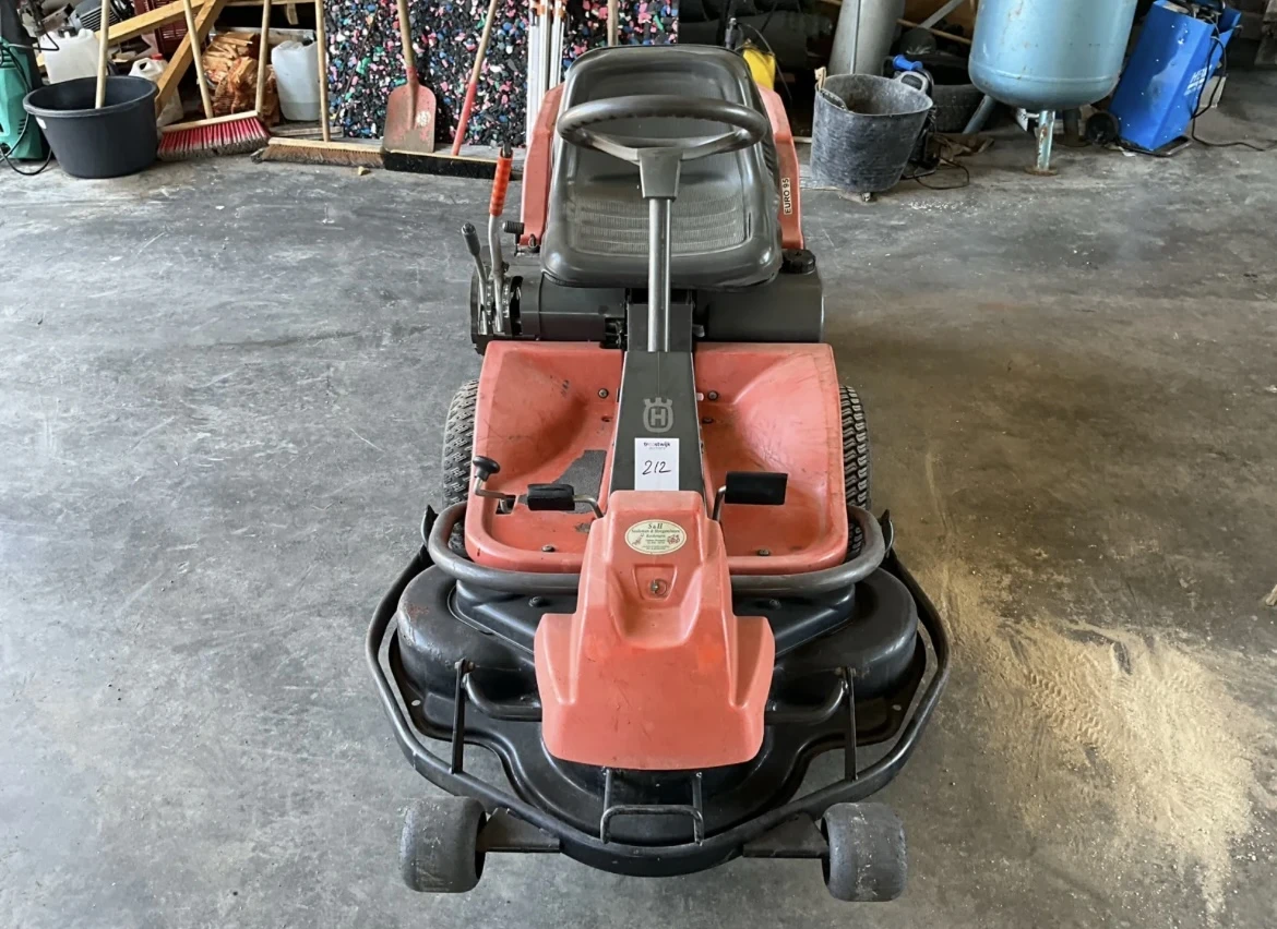 Сенокосачка Друга марка Husqvarna Rider 13 C  - изображение 2