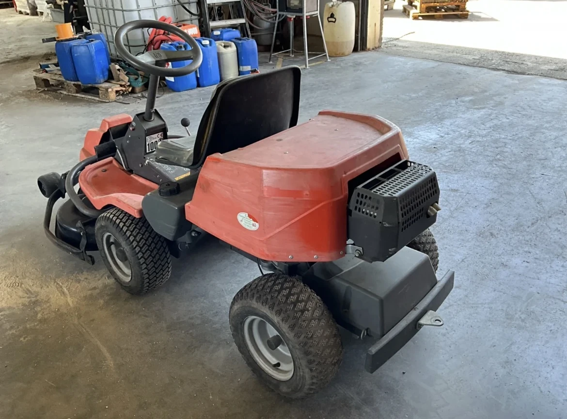 Сенокосачка Друга марка Husqvarna Rider 13 C  - изображение 5