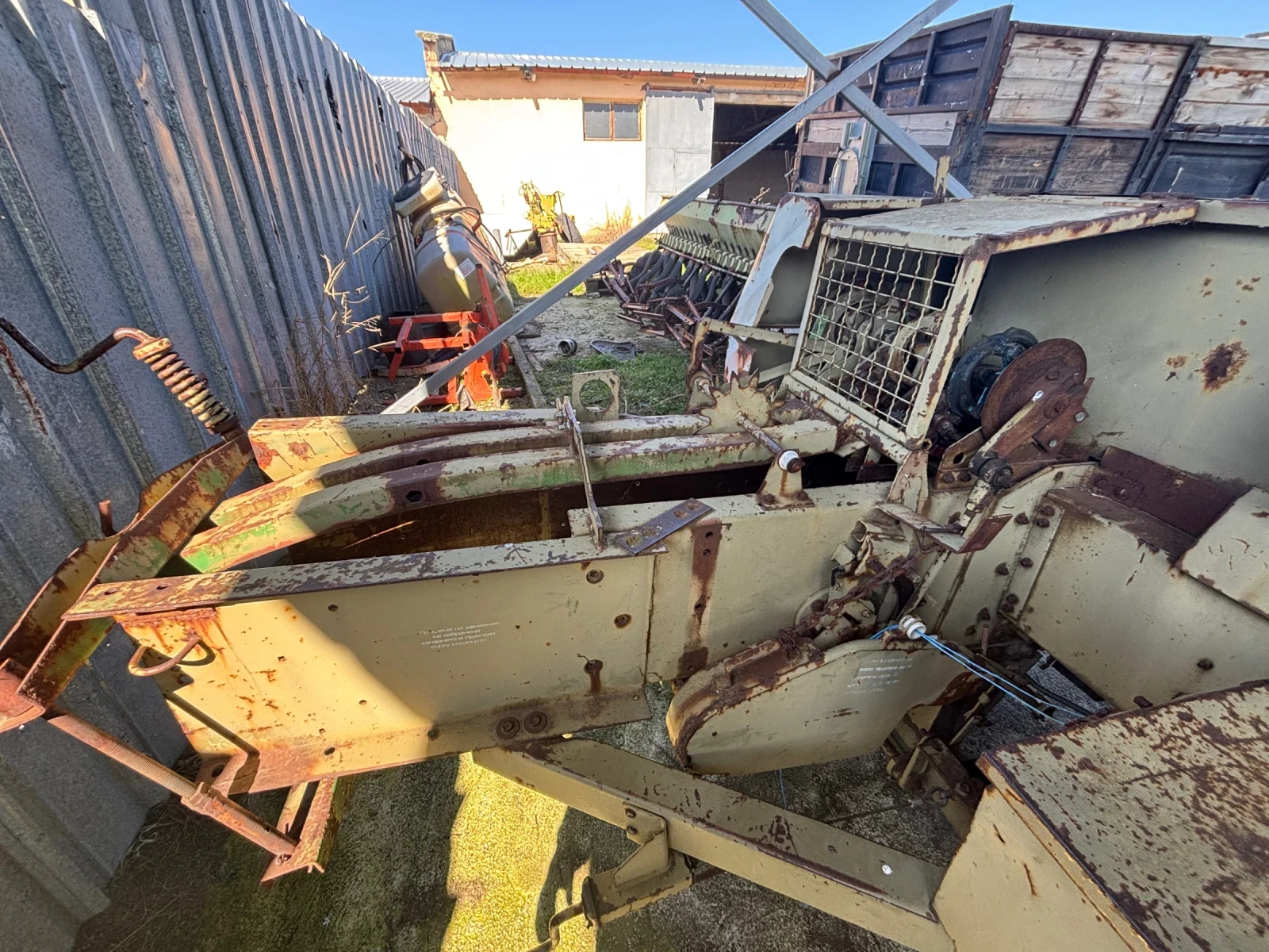 Балировачка Fortshritt К454, снимка 3 - Селскостопанска техника - 53721609