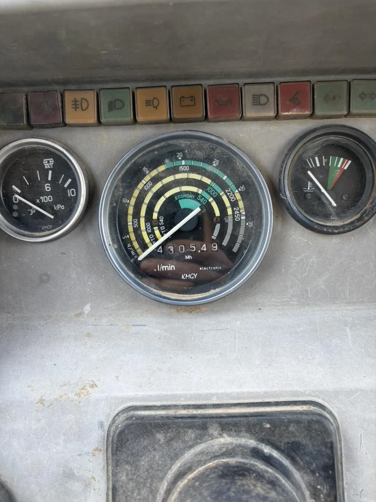 Трактор Zetor 9540, снимка 6 - Селскостопанска техника - 55934034