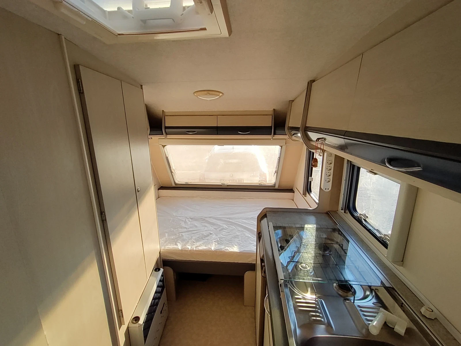 Каравана Beyerland Sprite 400 Бойлер Форселт  - изображение 8