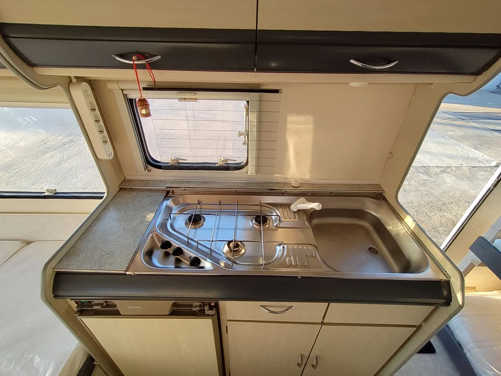 Каравана Beyerland Sprite 400 Бойлер Форселт  - изображение 9
