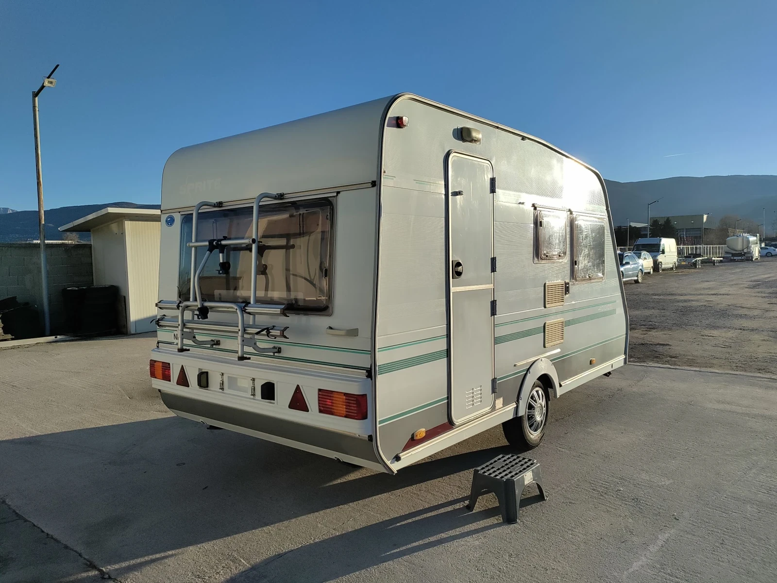 Каравана Beyerland Sprite 400 Бойлер Форселт  - изображение 3