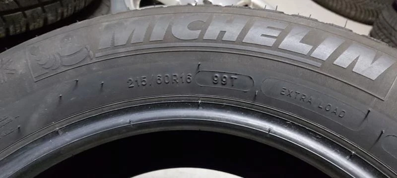 Гуми Зимни 215/60R16, снимка 6 - Гуми и джанти - 30949711