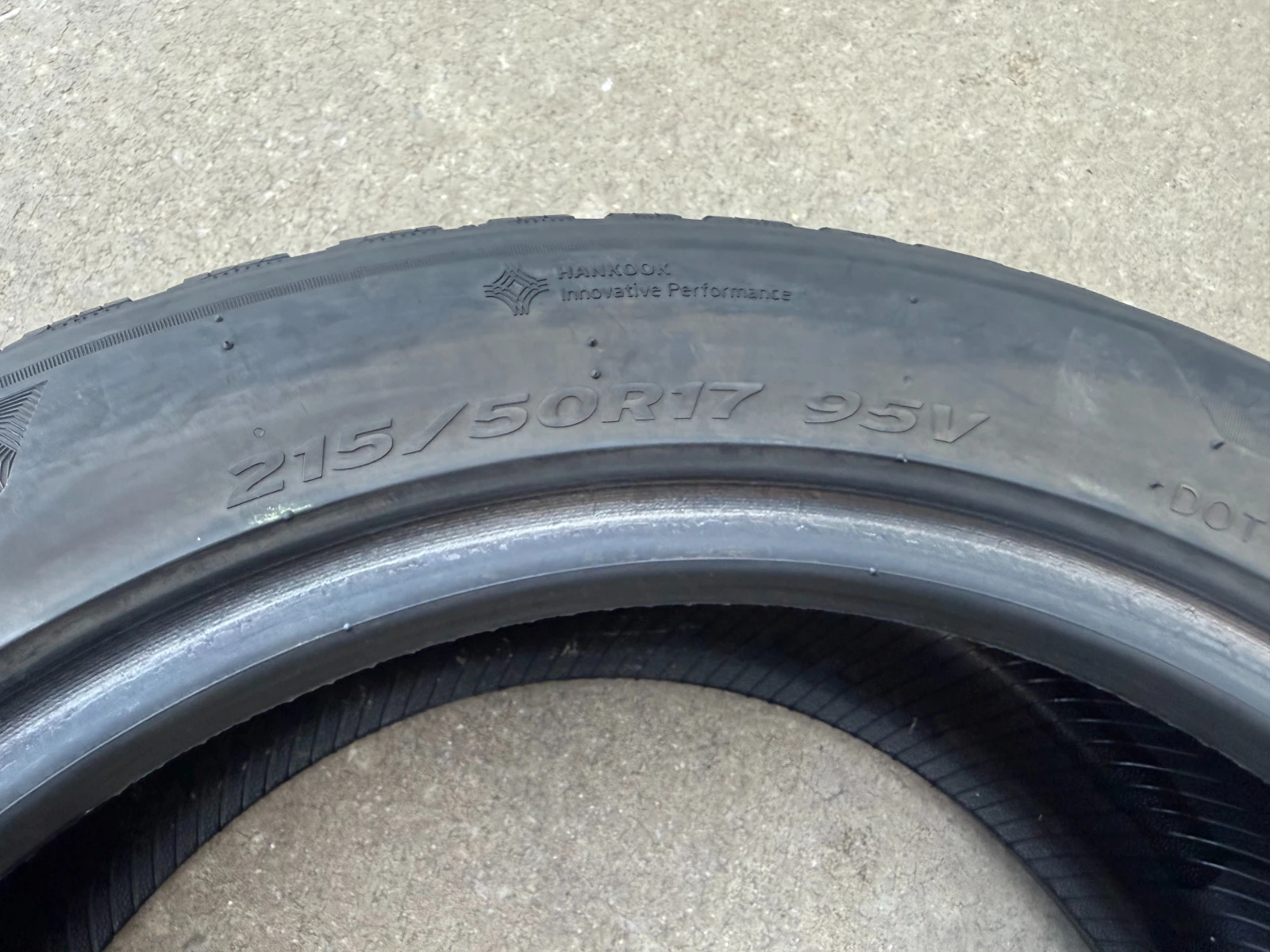 Гуми Зимни 215/50R17, снимка 6 - Гуми и джанти - 55832987