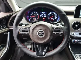 Kia Stinger 2.0 Turbo Awd Platinum, снимка 13