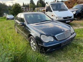 Mercedes-Benz C 220 На части - [3] 