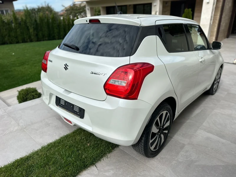 Suzuki Swift 1.2Hybrit , снимка 6 - Автомобили и джипове - 47535110