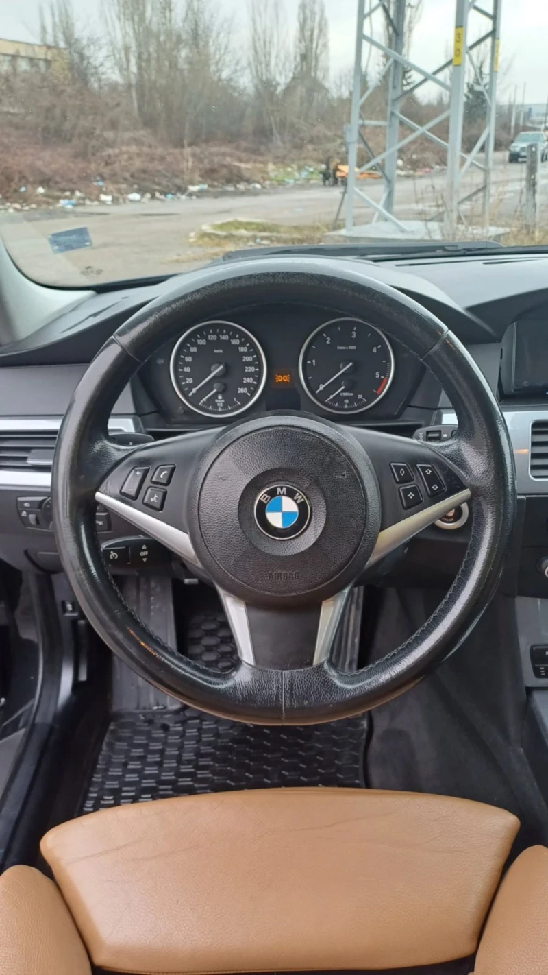 BMW 330, снимка 16 - Автомобили и джипове - 47714787