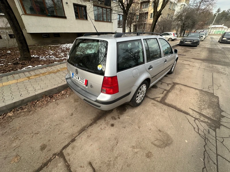 VW Golf, снимка 6 - Автомобили и джипове - 48767351