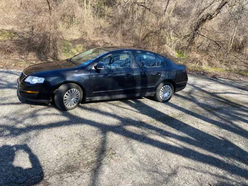 VW Passat, снимка 3 - Автомобили и джипове - 49392157