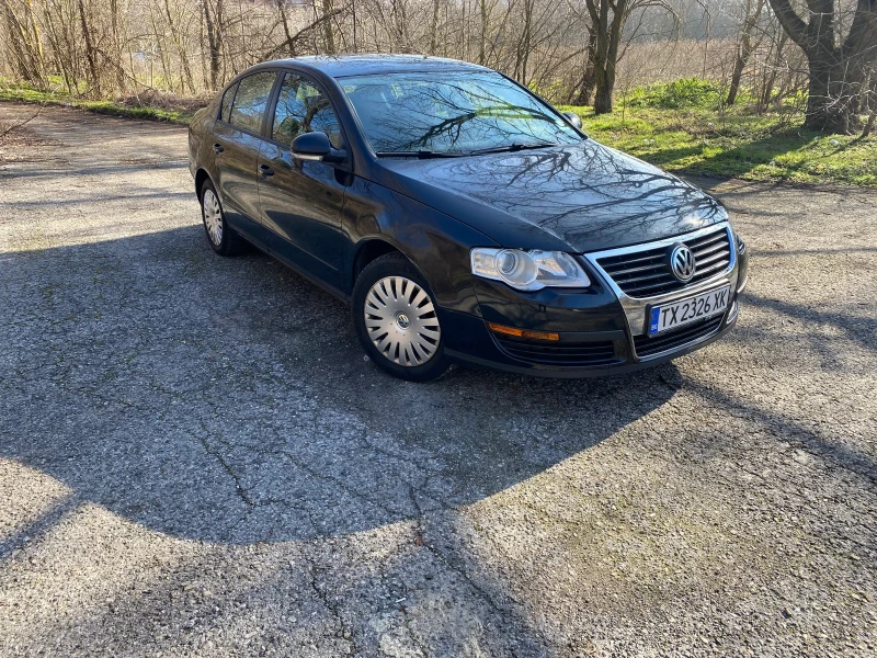 VW Passat, снимка 2 - Автомобили и джипове - 49392157