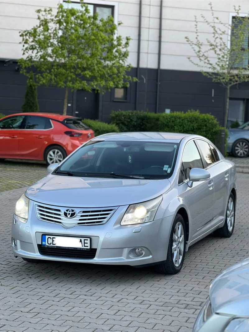 Toyota Avensis 1.8VVT-i l Автомат ll Газ ll Мултимедия ll Екстри 
