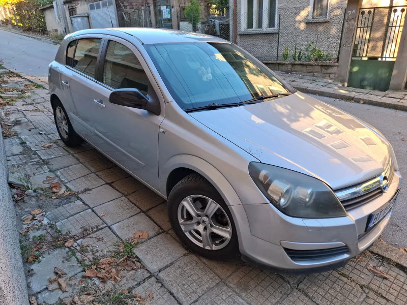 Opel Astra, снимка 3 - Автомобили и джипове - 52181039