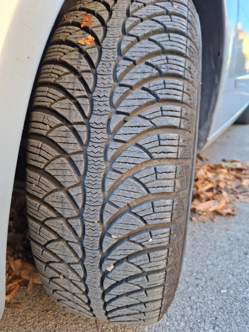 Opel Astra, снимка 6 - Автомобили и джипове - 52181039