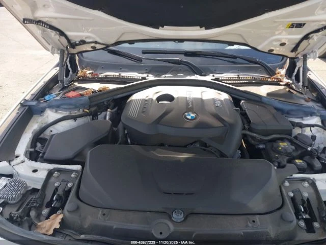 BMW 330 60k km* GT* xDrive* PANO* Камера* Ambient* Auto di, снимка 14 - Автомобили и джипове - 53027853