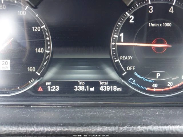 BMW 330 60k km* GT* xDrive* PANO* Камера* Ambient* Auto di, снимка 15 - Автомобили и джипове - 53027853